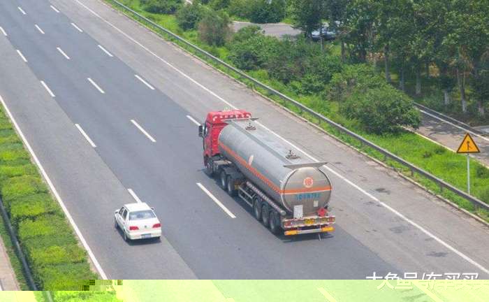 國慶開車回家注意事項(xiàng), 開車不注意這幾點(diǎn), 比堵車還可怕!