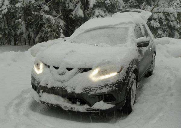 天氣轉(zhuǎn)涼,汽車啟動要不要熱車