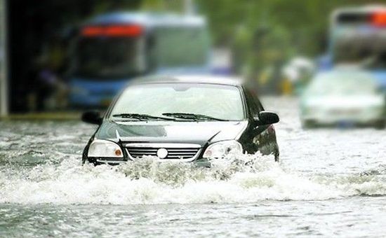 汽車泡水了是不是就報(bào)廢了