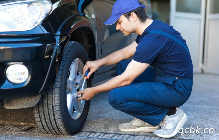 汽車(chē)日常保養(yǎng)一次要多久