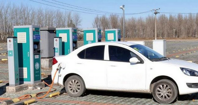 新能源汽車回農(nóng)村沒有充電樁怎么辦