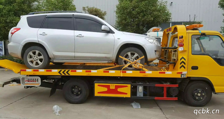 車被拖走了拖車費要交多少錢