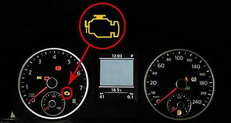 發(fā)動機標志亮黃燈閃爍怎么回事