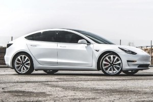 最便宜的特斯拉多少錢一輛 特斯拉model3售價(jià)29萬一臺