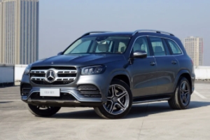 奔馳gls450 2022款報(bào)價(jià)多少 奔馳gls450新車(chē)2022款售價(jià)119.60萬(wàn)（全款落地133.35萬(wàn)元）