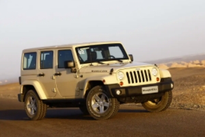 jeep是什么牌子的車(chē) 品牌是jeep（目前屬于克萊斯勒公司）