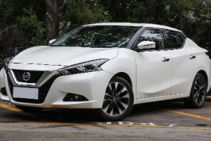 日產(chǎn)藍(lán)鳥2021新款圖片及報價 新車售價10萬一輛(分期首付3萬)