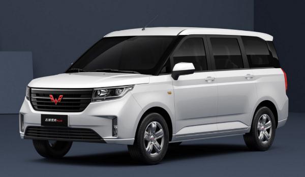 五菱宏光PLUS營(yíng)運(yùn)版上市，村村通的必備車型