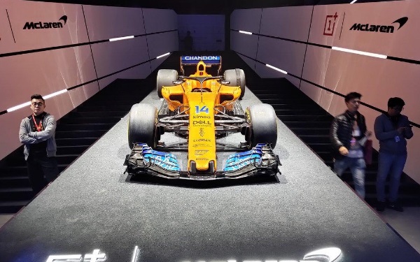 中國車手為啥不能開f1 為什么中國開f1的車手很少