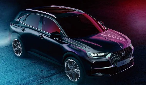 ds7這款車怎么樣 動力強勁車身長達4.6米(百公里油耗7.9L)