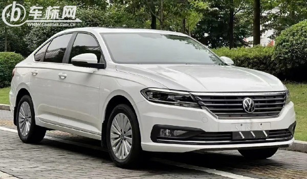 大眾朗逸2022款圖片及報價自動擋 新車售價11萬一輛(沒有2022款)