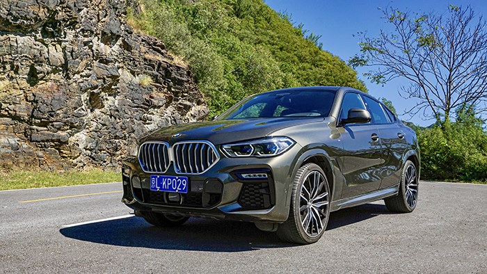 全副武裝的德系戰(zhàn)艦 BMW全新X6評測 