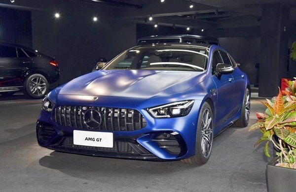 新款奔馳AMG GT 53 4MATIC 跑車(chē)上市 售134.48萬(wàn)